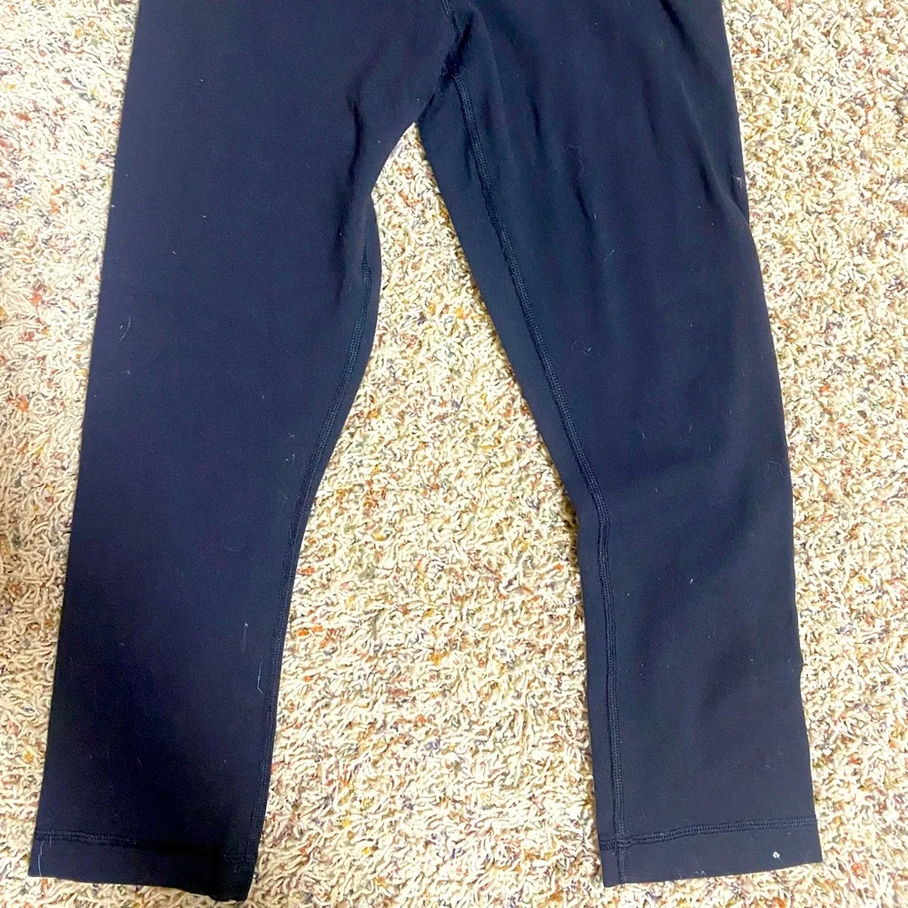 Lululemon quarter length leggings - Picture 2 of 3